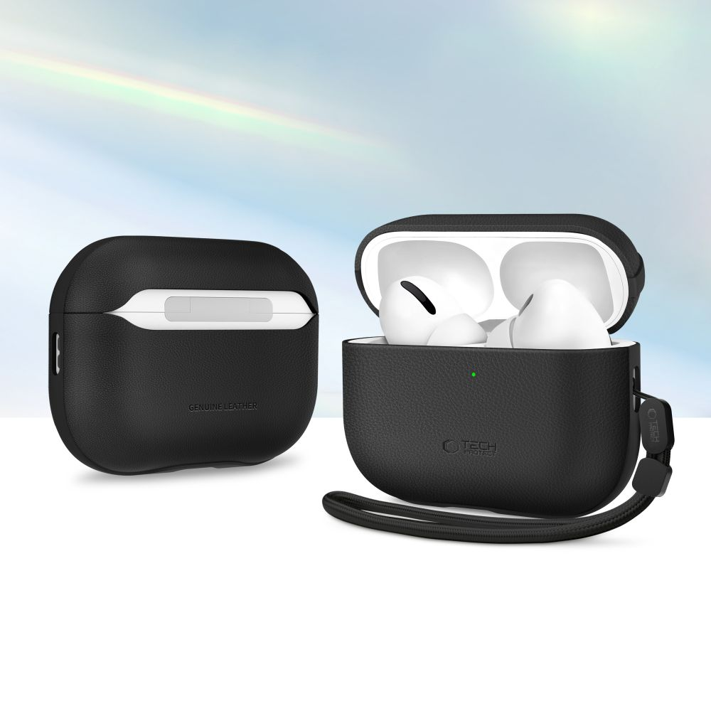 Zwei schwarze Leder-AirPods-Pro-Hüllen vor hellblauem Farbverlauf, eine geschlossen, eine offen mit Ohrhörern.
