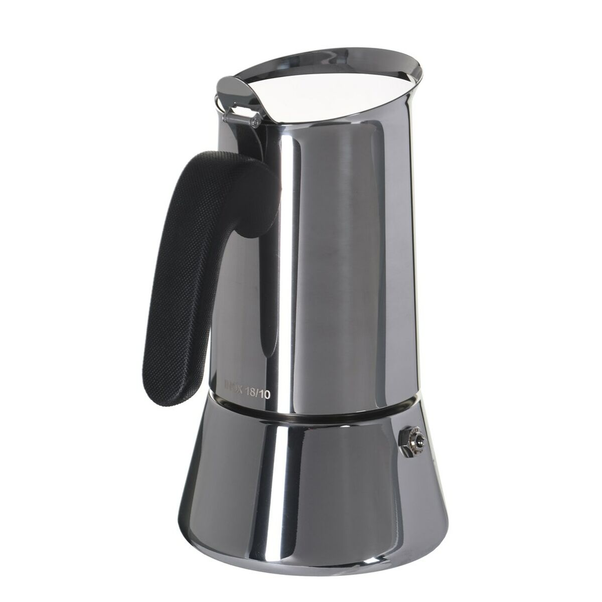 Una caffettiera Moka lucida in acciaio inossidabile argentato con manico nero su sfondo bianco.
