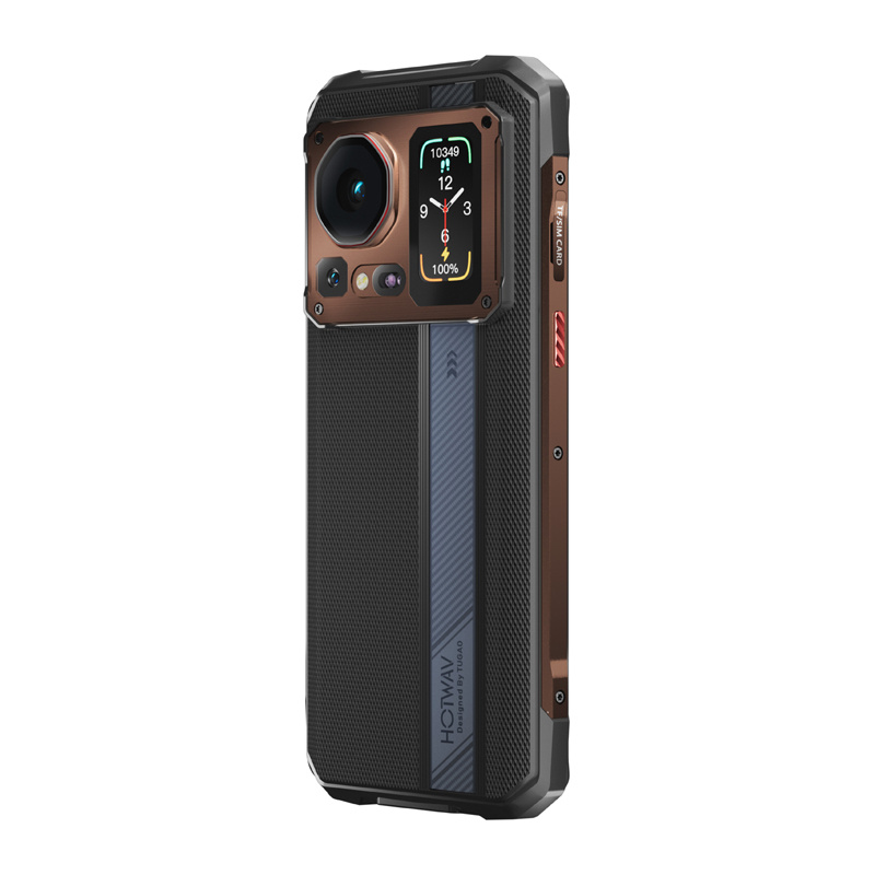 Retro di uno smartphone rugged con modulo fotocamera marrone, display secondario e scocca nera.