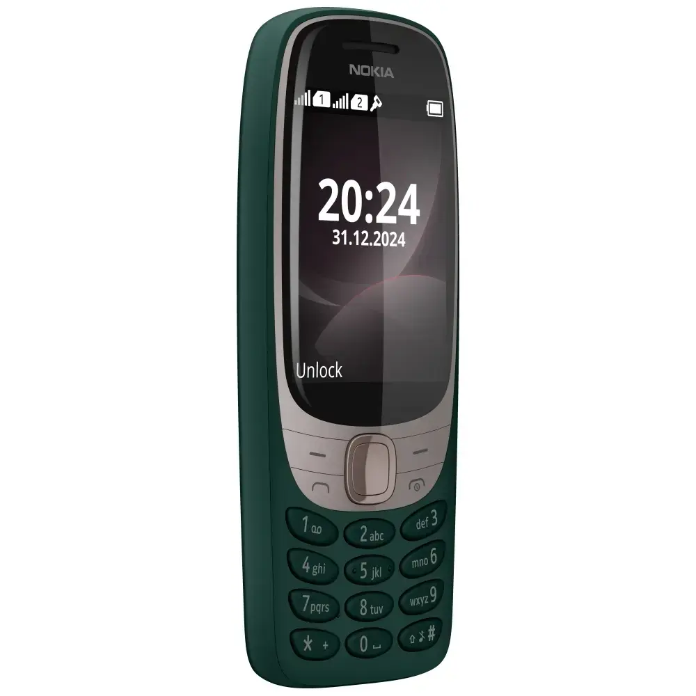 Un telefono cellulare Nokia verde con schermo illuminato che mostra le 20:24 e la data 31.12.2024.