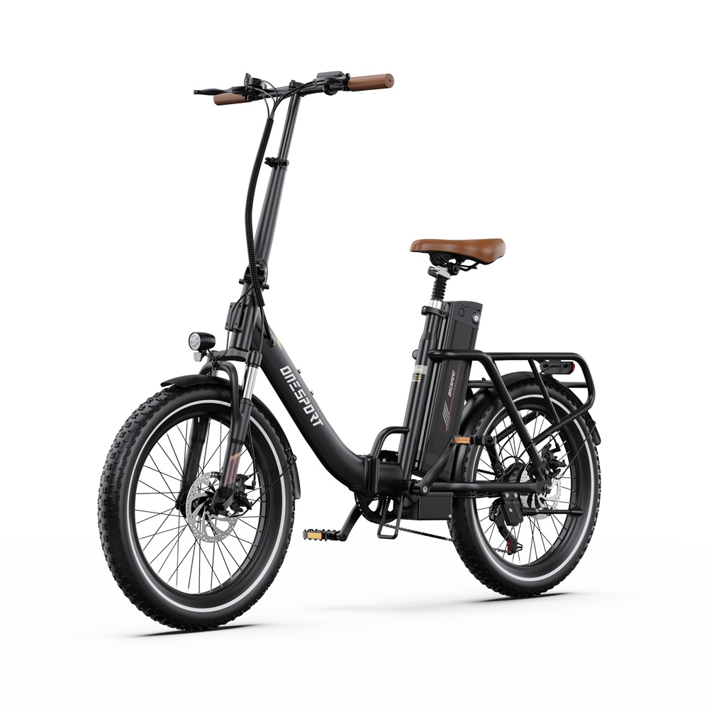 Una bicicleta eléctrica plegable negra con neumáticos gruesos, sillín y puños marrones sobre fondo blanco.
