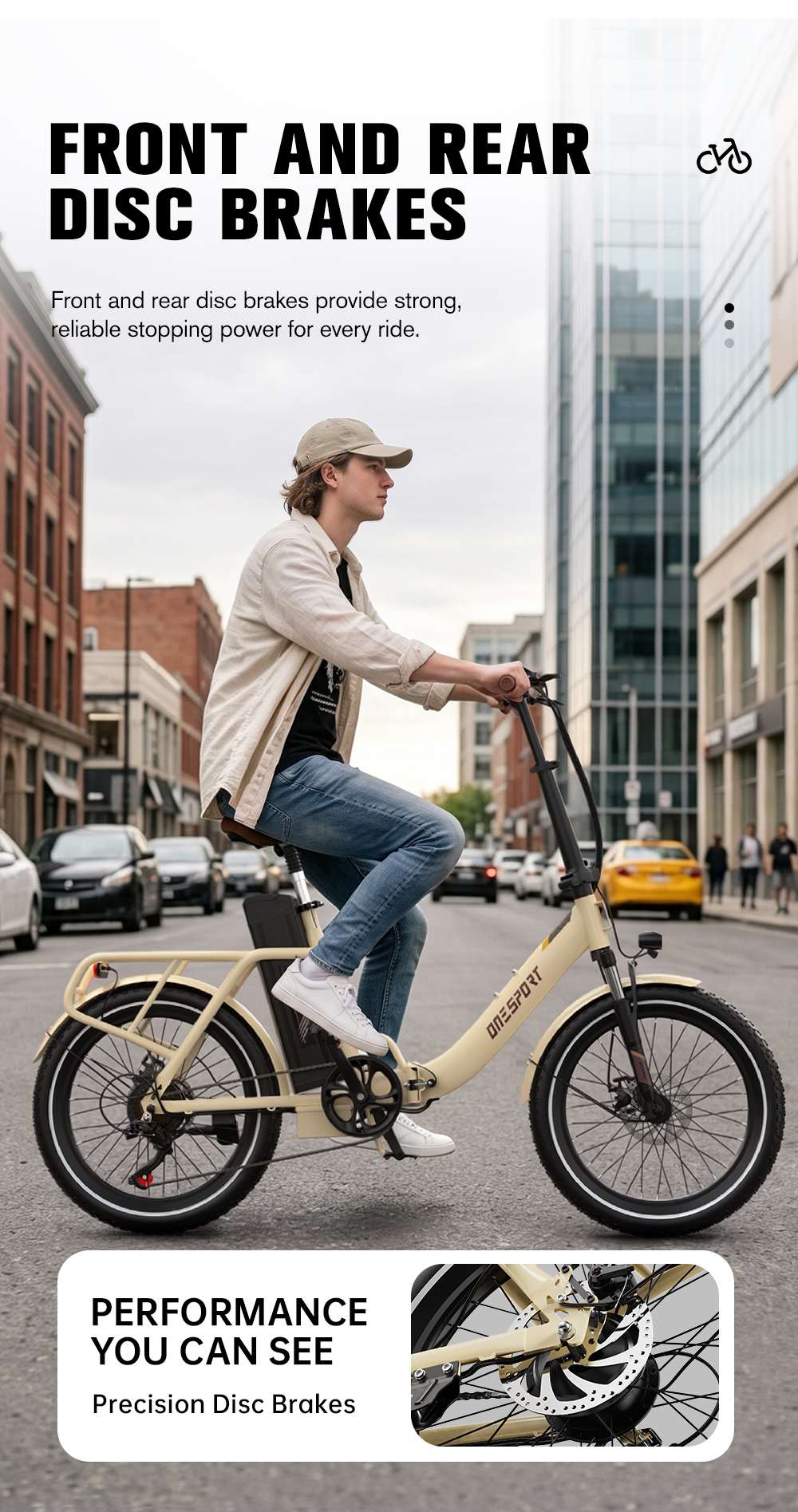 Un hombre con gorra y chaqueta beige monta en una bicicleta eléctrica beige por una calle, con texto sobre frenos de disco.