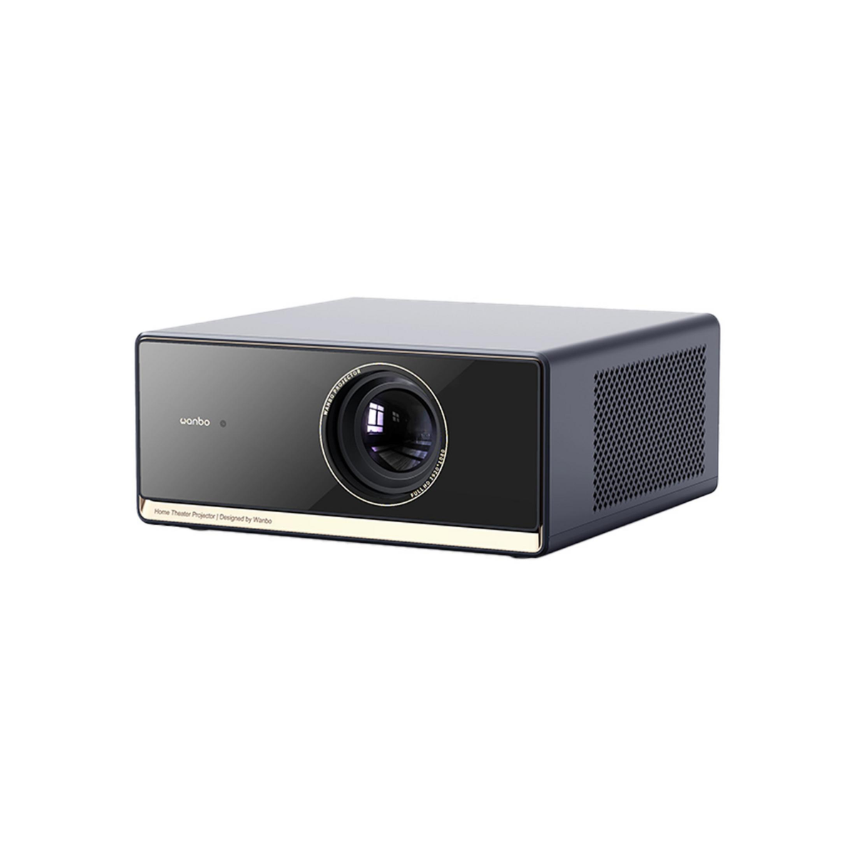 Un proiettore home theater nero con grande lente in vetro e bordo dorato.