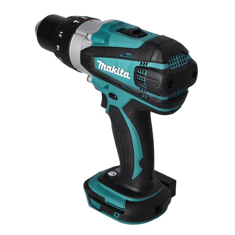 Eine kabellose Makita-Bohrmaschine in Türkis und Schwarz vor weißem Hintergrund.