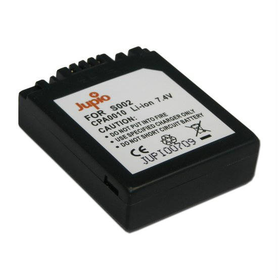 Schwarzer Jupio Li-Ionen Akku 7,4V mit weißem Warnaufkleber auf weißem Hintergrund.