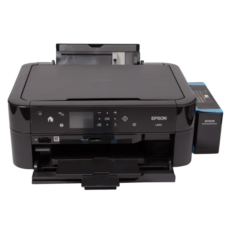 Stampante inkjet Epson L850 nera con serbatoio d'inchiostro esterno e vassoio carta aperto.
