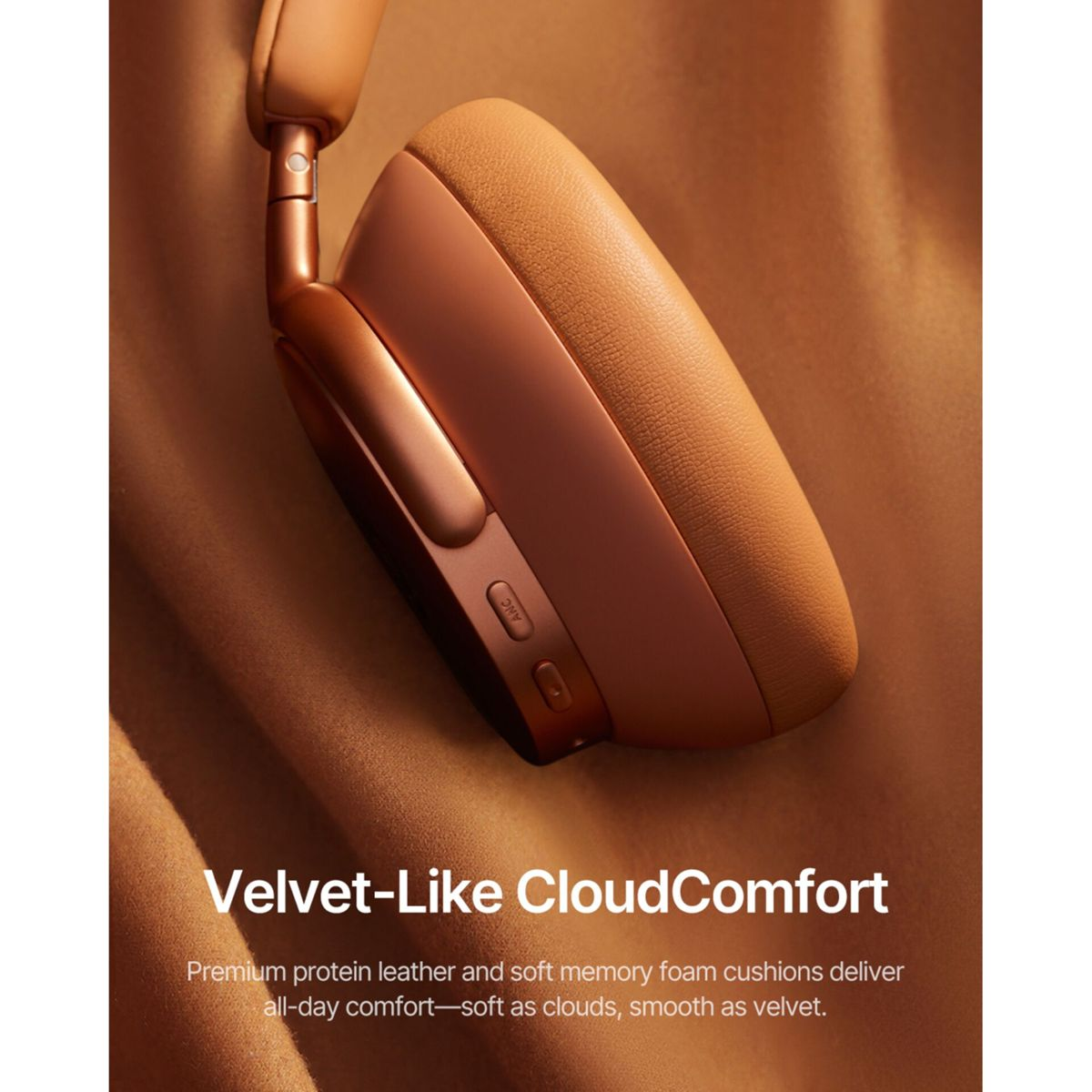 Cuffie over-ear marroni con cuscinetti in pelle su tessuto marrone, con testo sul comfort.