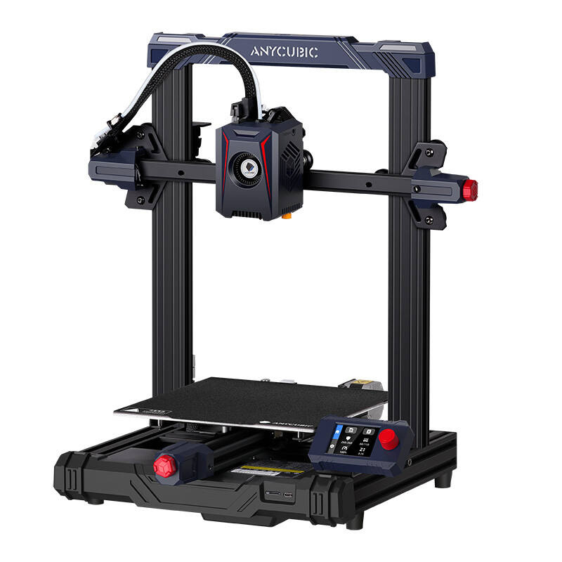 Stampante 3D Anycubic con telaio nero, piano di stampa e schermo di controllo elettronico su sfondo bianco.