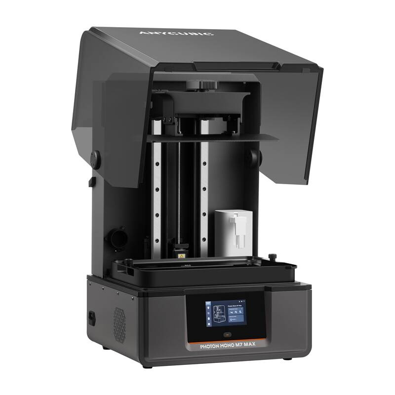 Stampante 3D Anycubic Photon Mono M7 Max grigia, con coperchio trasparente aperto e schermo digitale.