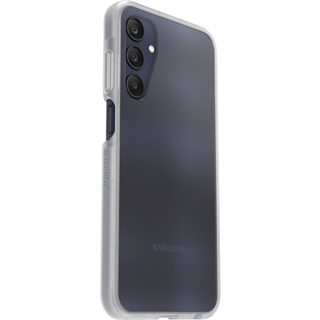 Arrière d'un smartphone Samsung avec un triple appareil photo et une coque de protection transparente.