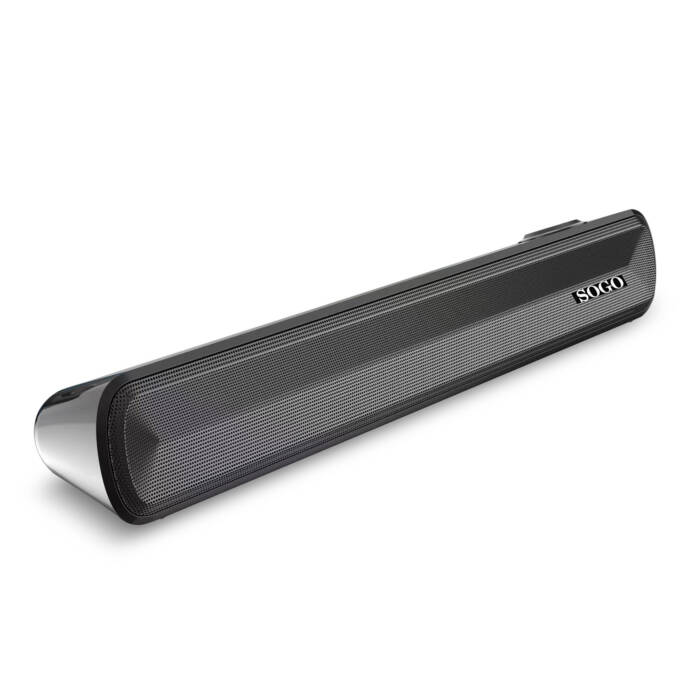 Una soundbar Sogo lunga e nera con estremità lucide si trova diagonalmente su uno sfondo bianco.