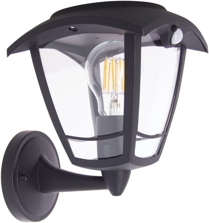 Schwarze Außenwandleuchte mit gebogenem Dach, klarem Glas und sichtbarer LED-Glühbirne.