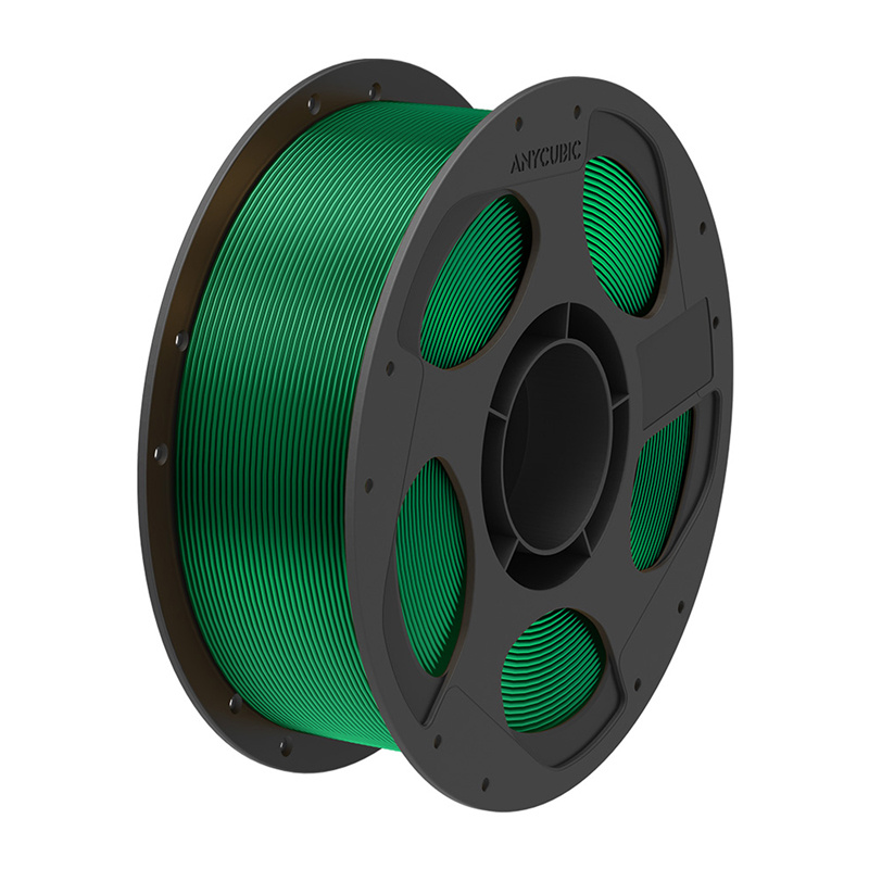 Una bobina di filamento per stampa 3D Anycubic nera con filamento verde brillante su sfondo bianco.