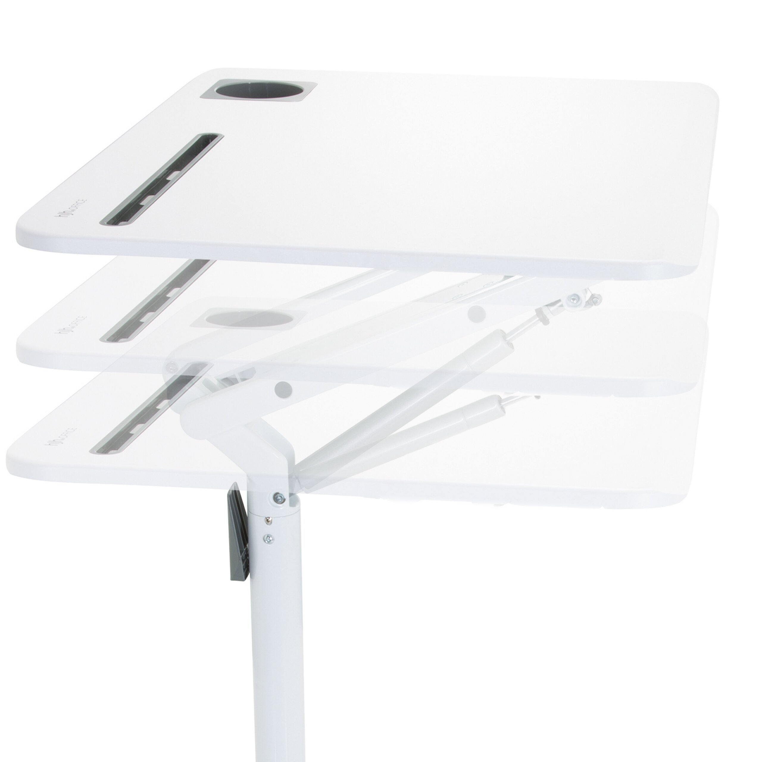 Ein weißer, höhenverstellbarer Laptoptisch mit Becherhalter und Schlitz auf einer Stange gegen weißen Hintergrund.