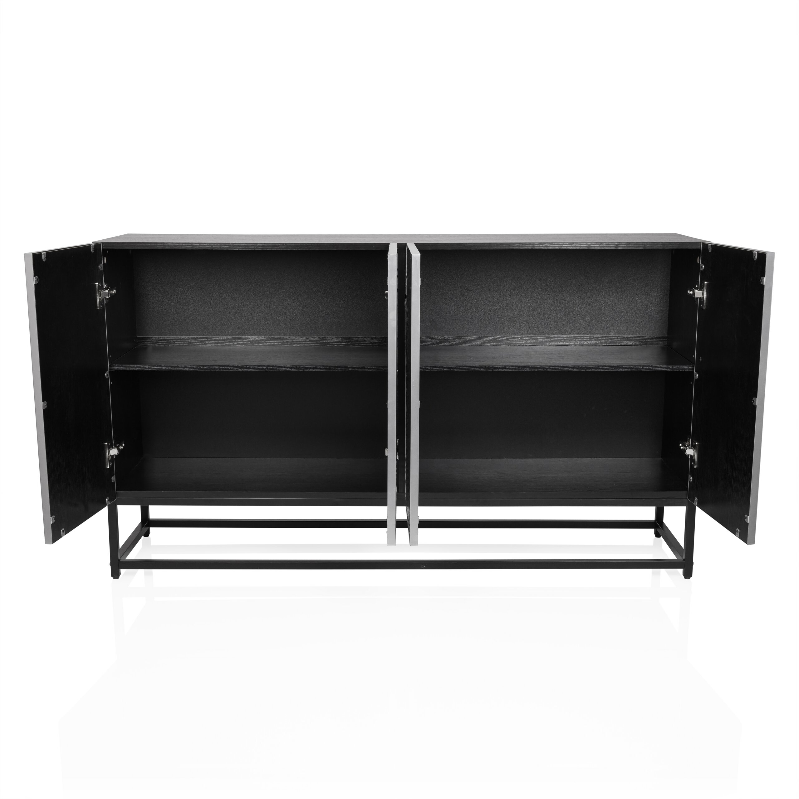 Ein schwarzes Holzsideboard mit geöffneten Türen und zwei Fächern mit Regalböden auf Metallgestell.