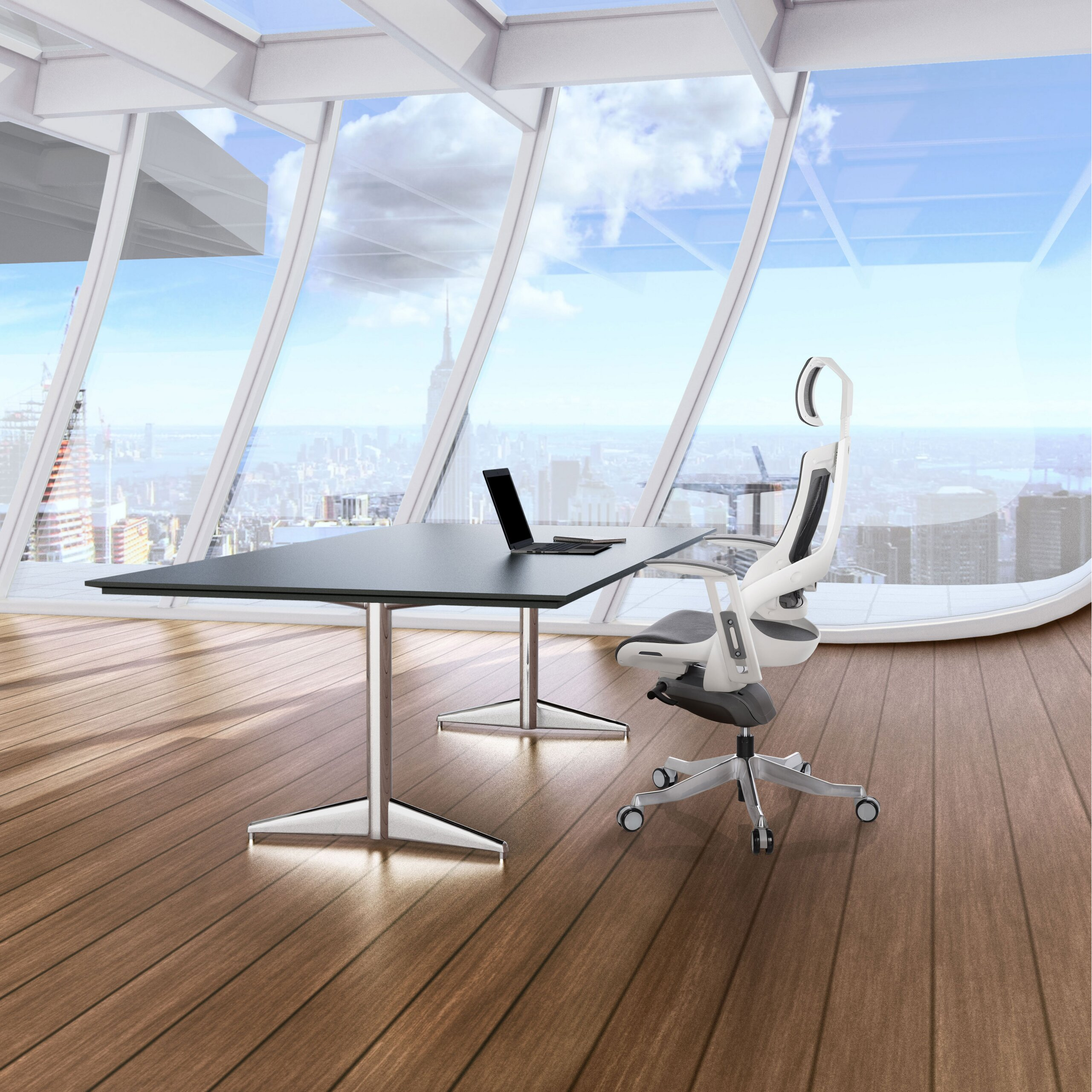Büro mit schwarzem Schreibtisch, weißem Stuhl und Laptop vor Panoramafenstern mit Stadtblick.