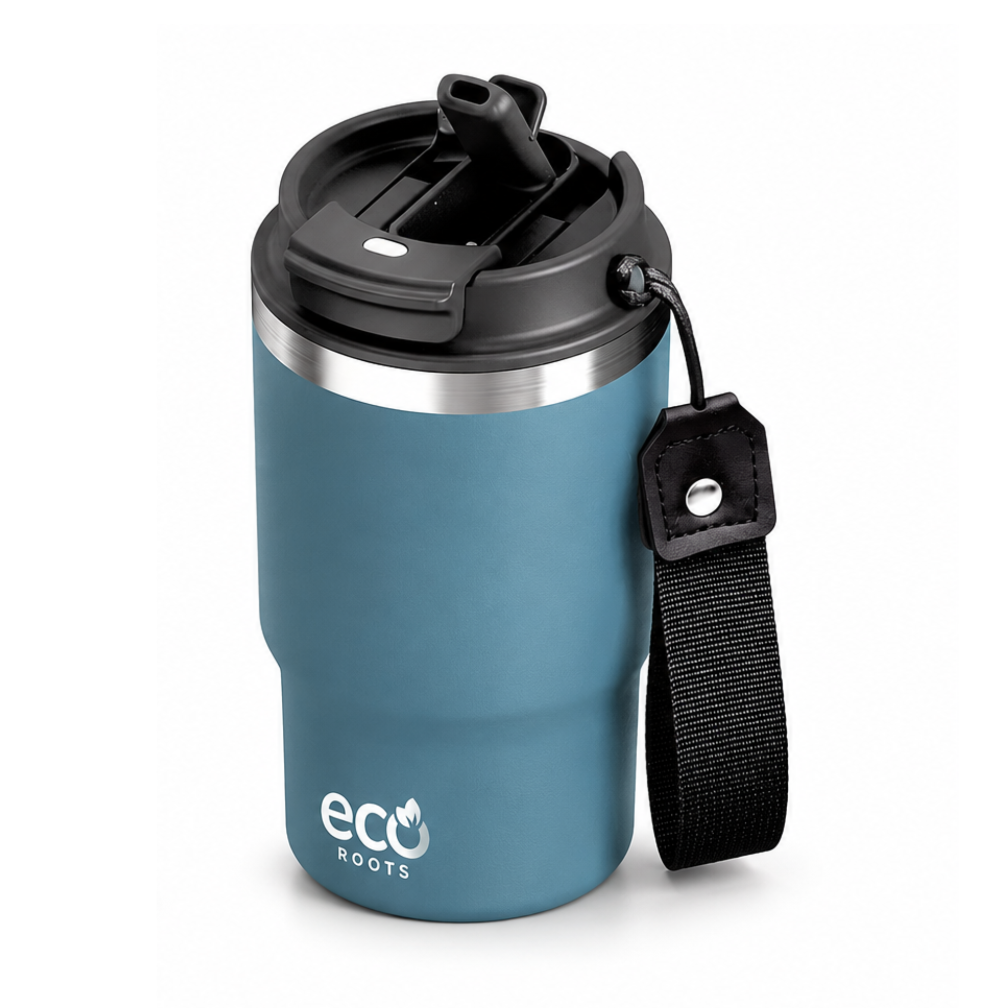Una taza de viaje aislada azul Eco Roots con tapa negra y correa en fondo blanco.