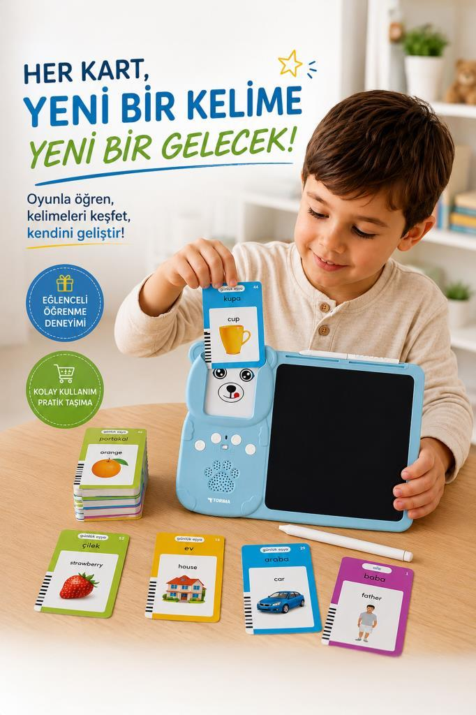 Bir çocuk mavi eğitici oyuncak ve resimli-kelimeli kartlarla oynuyor.