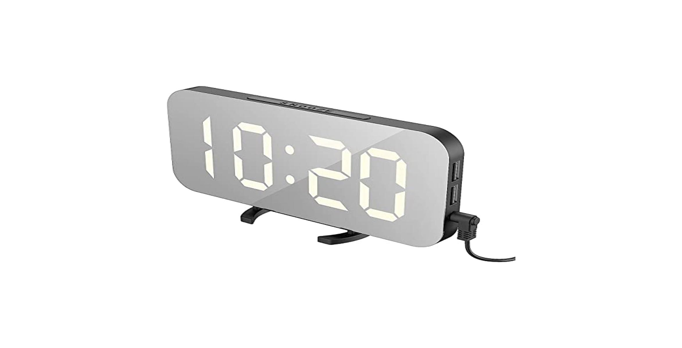 Moderne digitale Tischuhr mit Spiegelfläche und weißer LED-Anzeige zeigt 10:20 auf einem weißen Hintergrund.