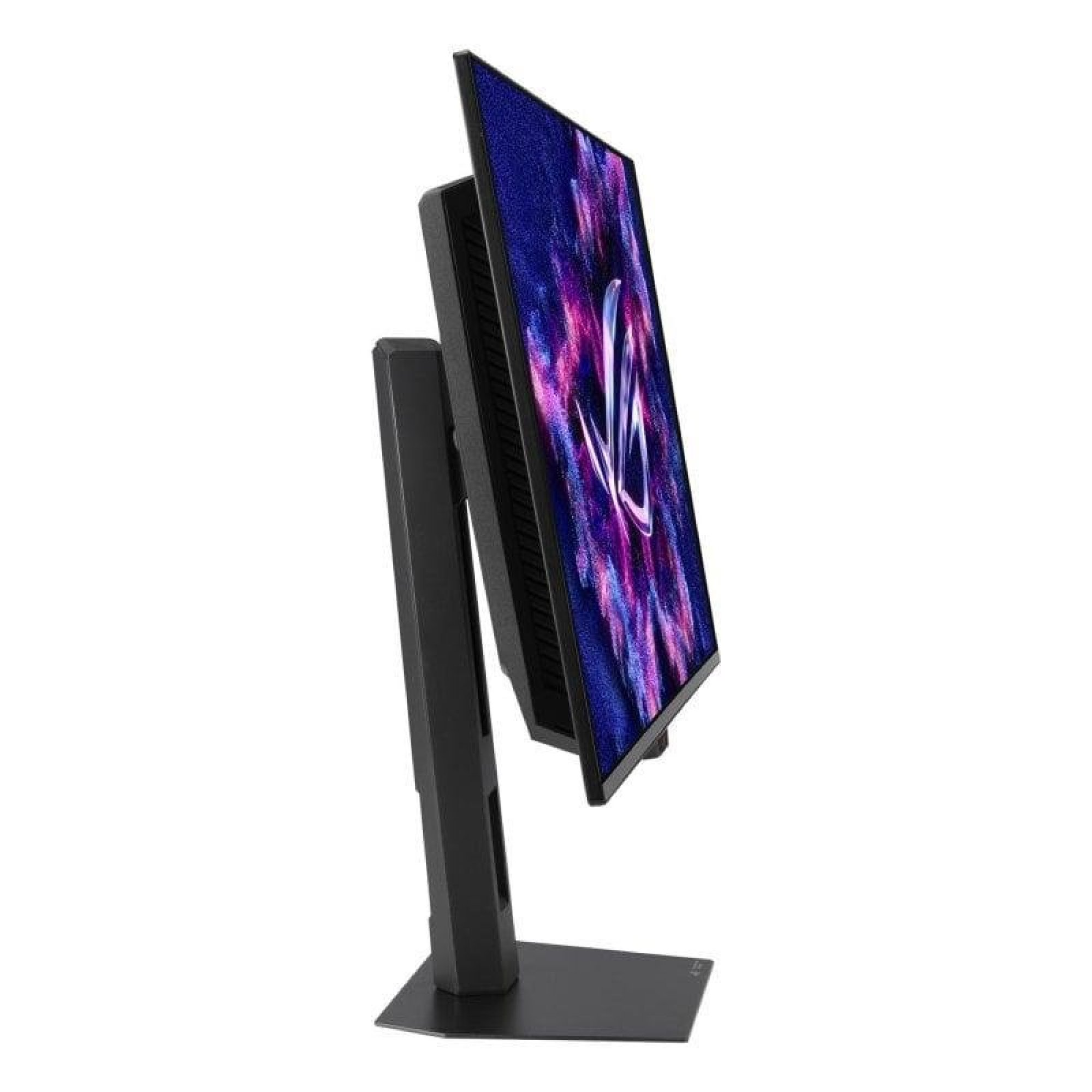 Un monitor per computer nero inclinato su un supporto, che mostra uno sfondo viola e blu su sfondo bianco.