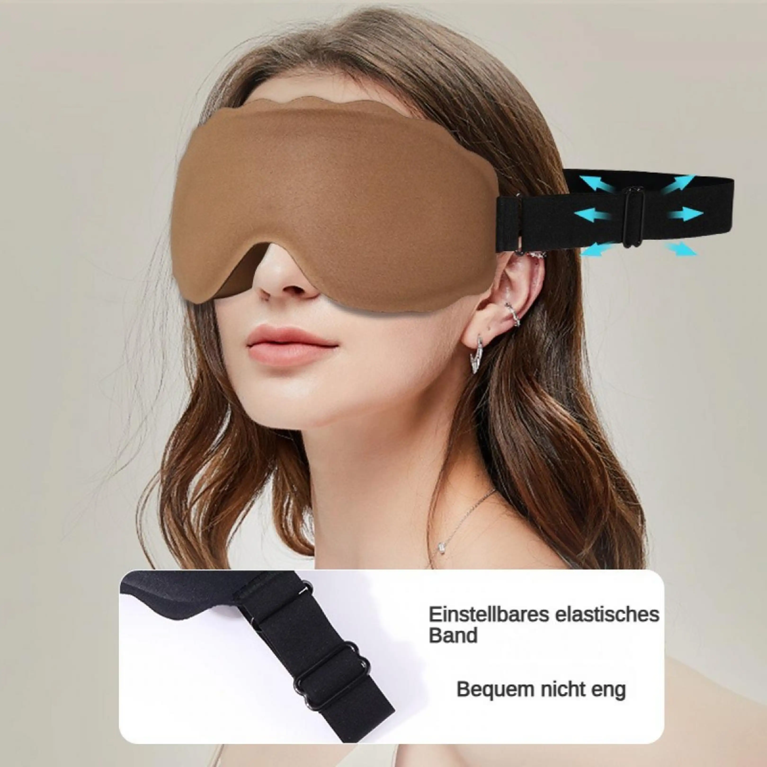 Eine Frau mit einer braunen Schlafmaske und einem verstellbaren Gummiband.