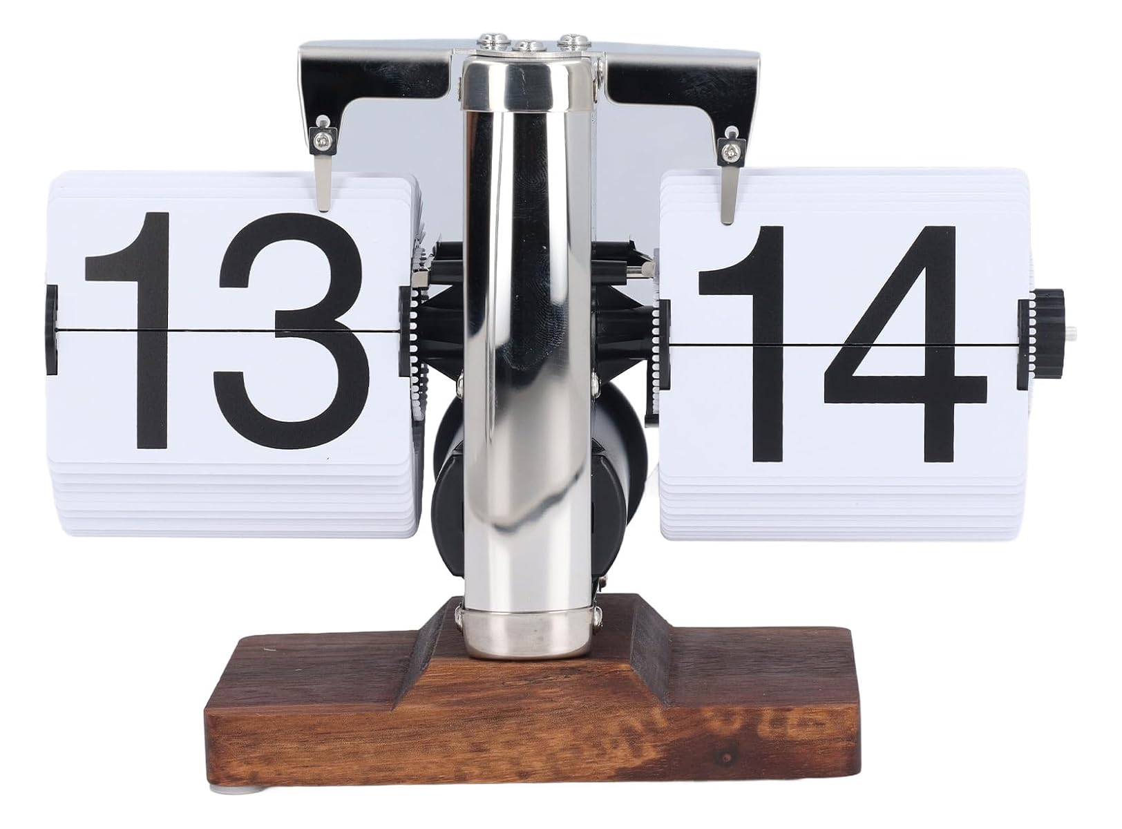 Retro-Flip-Uhr mit Holzbasis und Chromrahmen zeigt 13:14 an.