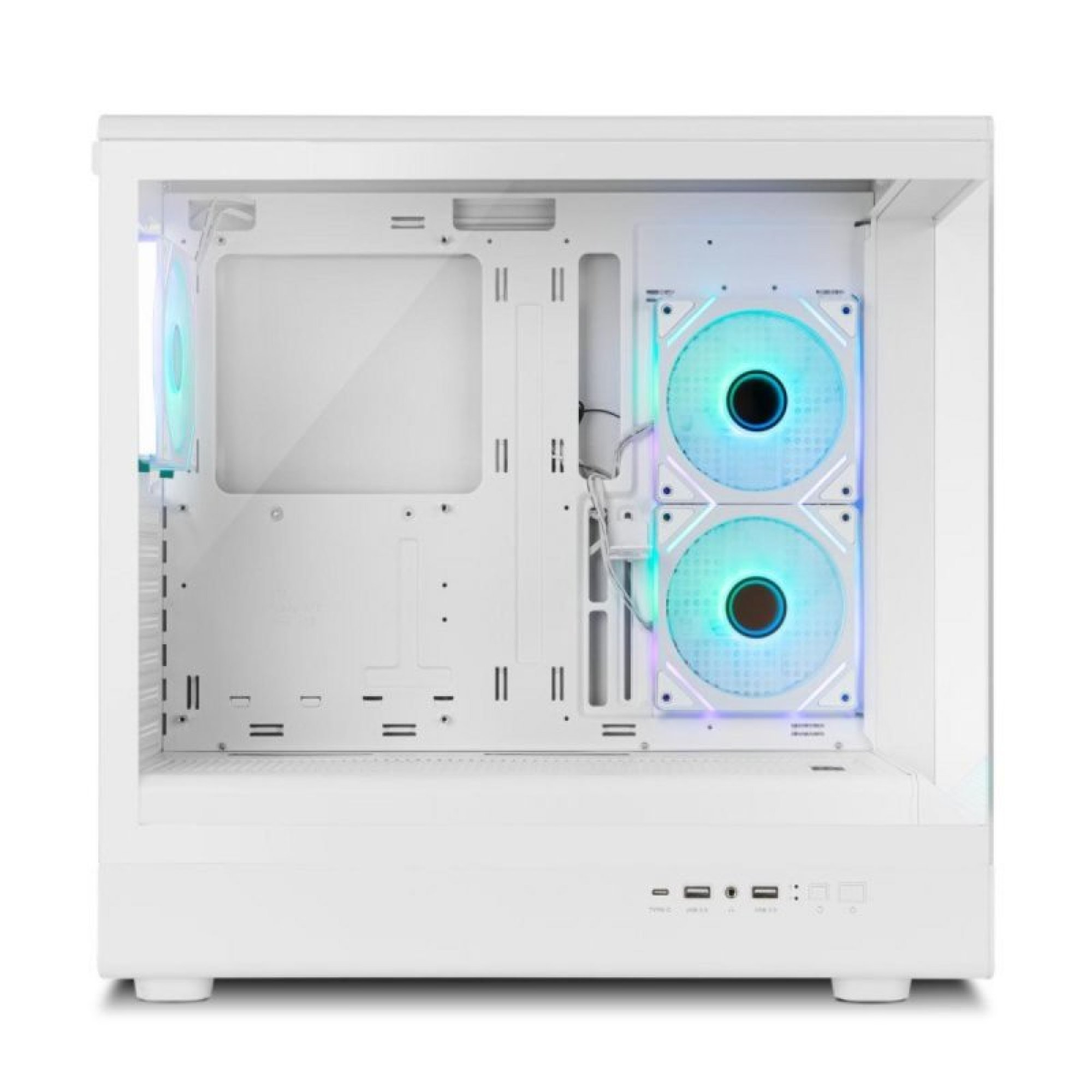 Una torre de ordenador blanca con dos ventiladores brillantes cian y blancos en el panel lateral.