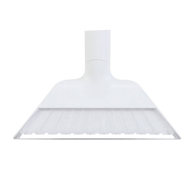 Un accessorio per aspirapolvere bianco e trapezoidale su sfondo bianco.