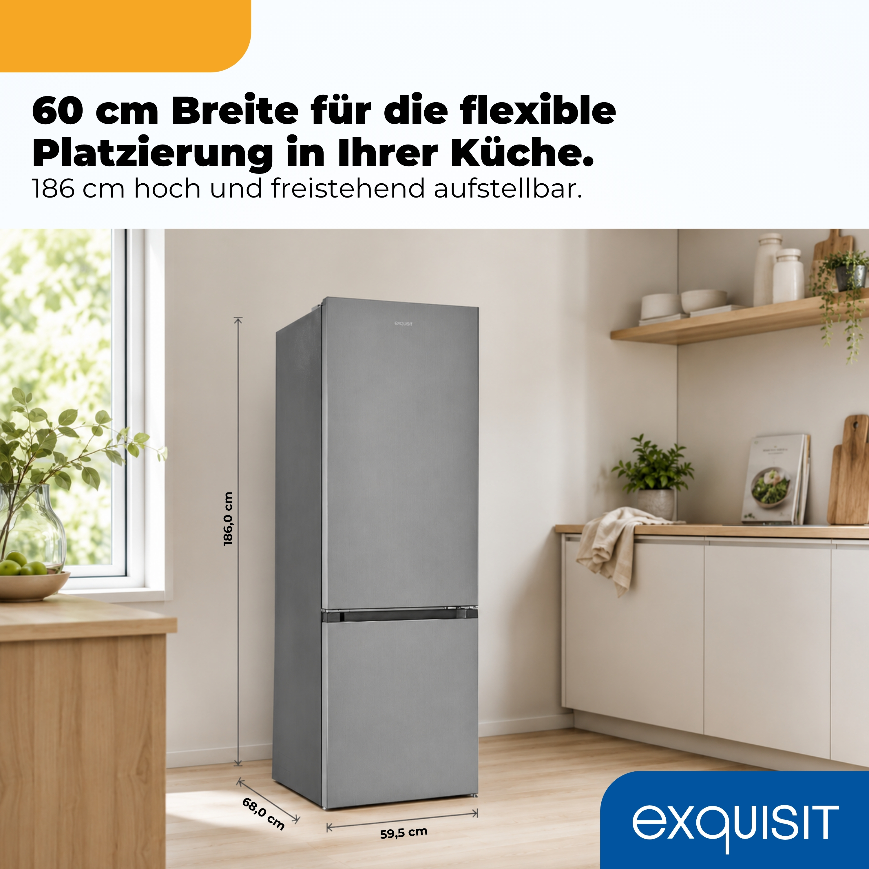 Ein silberner Kühlschrank steht in einer Küche mit Maßen und Text.