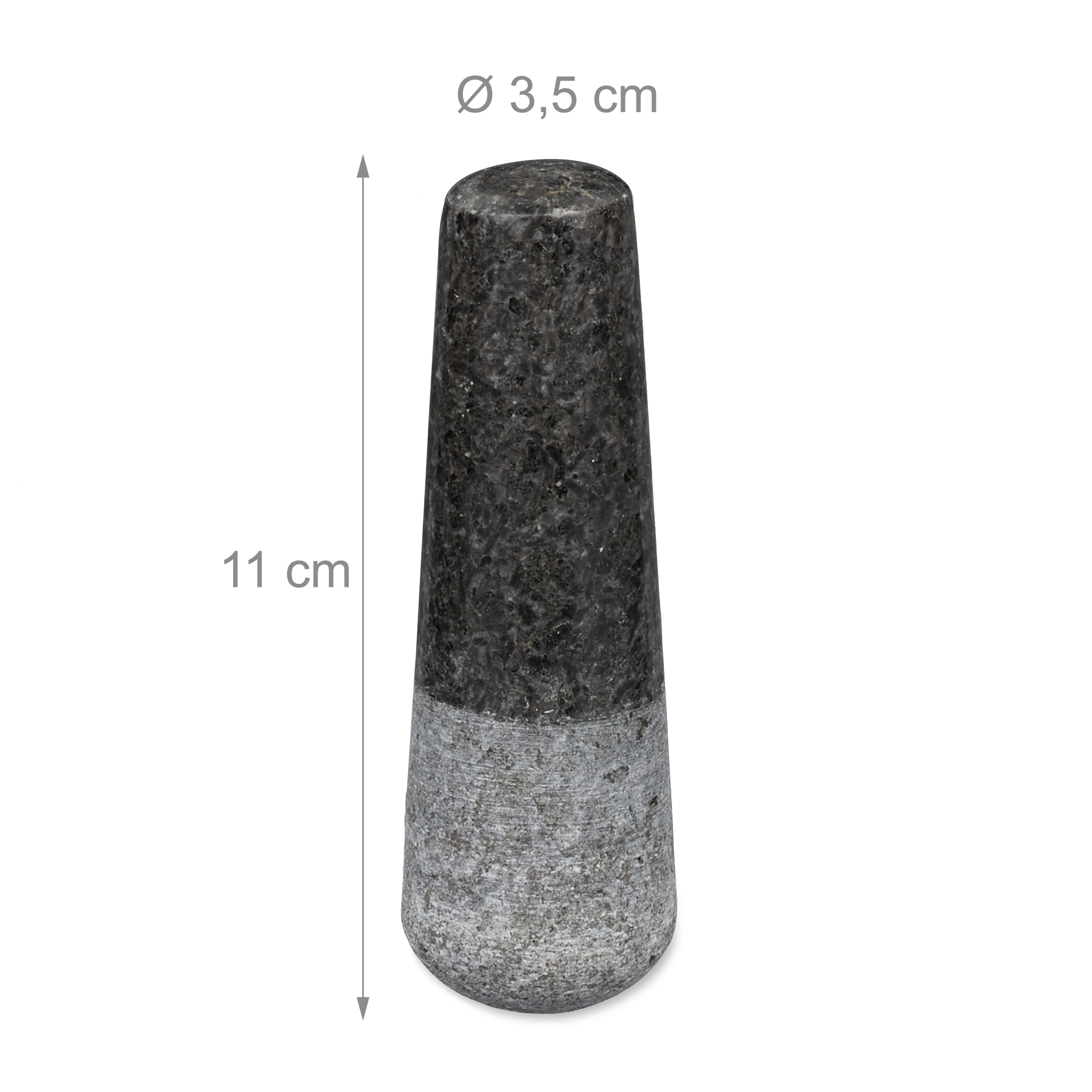 Ein grauer Steinstößel mit einer Höhe von 11 cm und einem Durchmesser von 3,5 cm vor weißem Hintergrund.