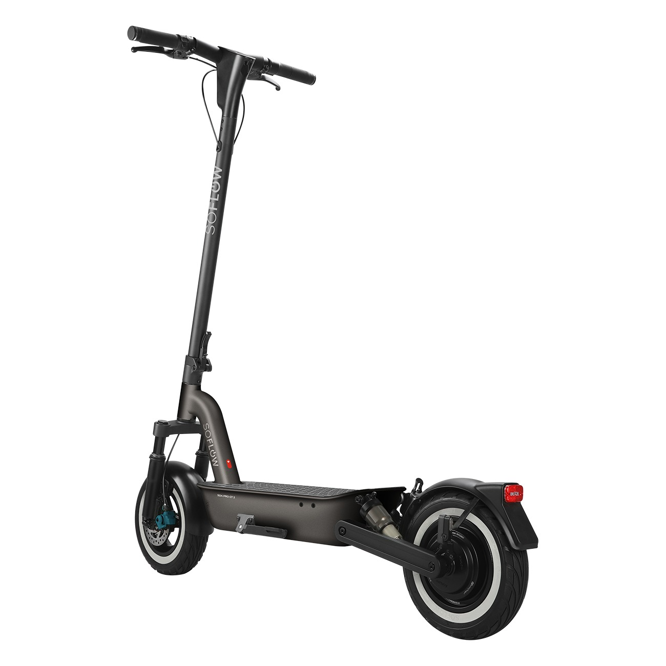 Ein schwarzer E-Scooter mit Lenker, Trittbrett und zwei Rädern vor weißem Hintergrund.