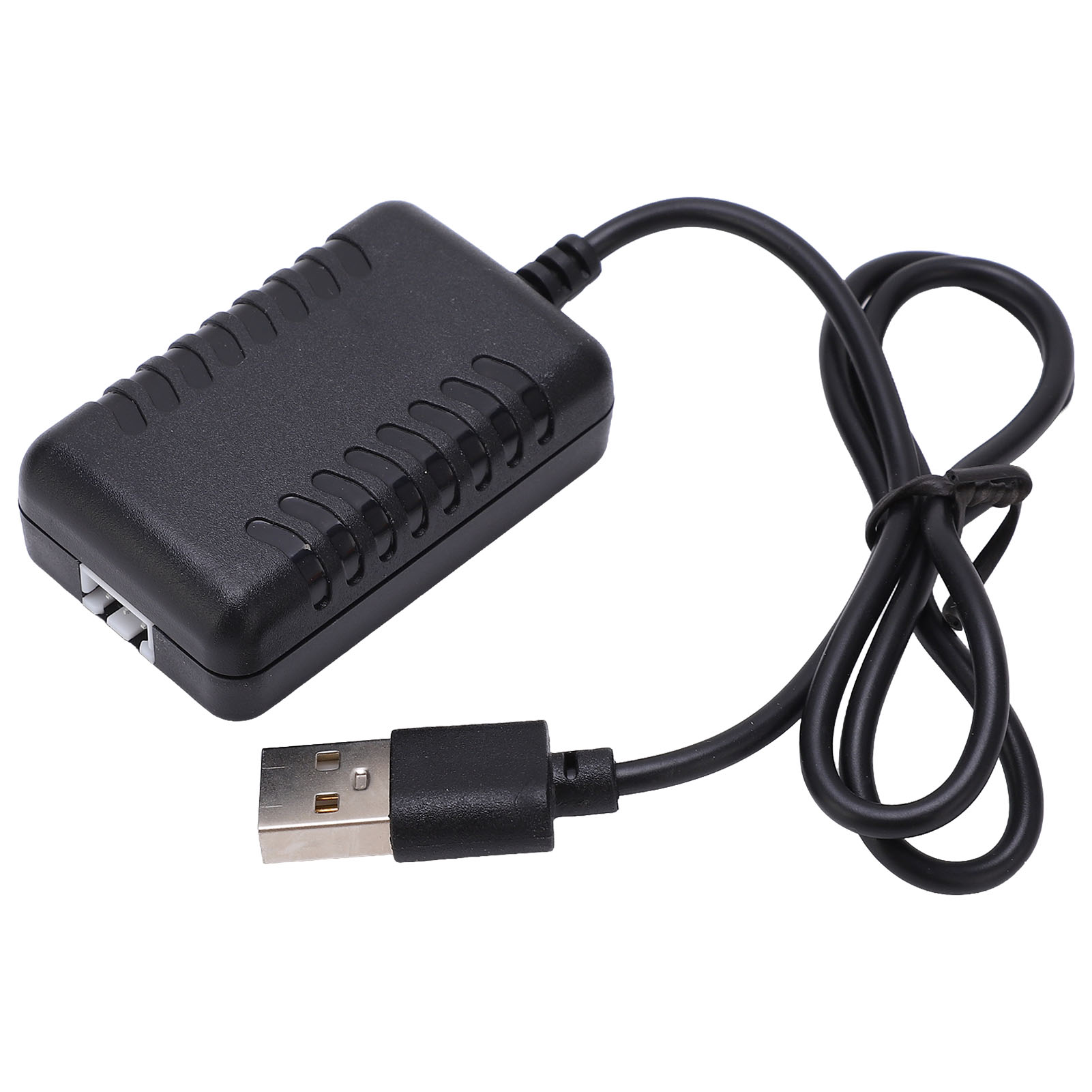 Ein schwarzes Steuergerät mit einem angeschlossenen USB-Kabel auf weißem Hintergrund.