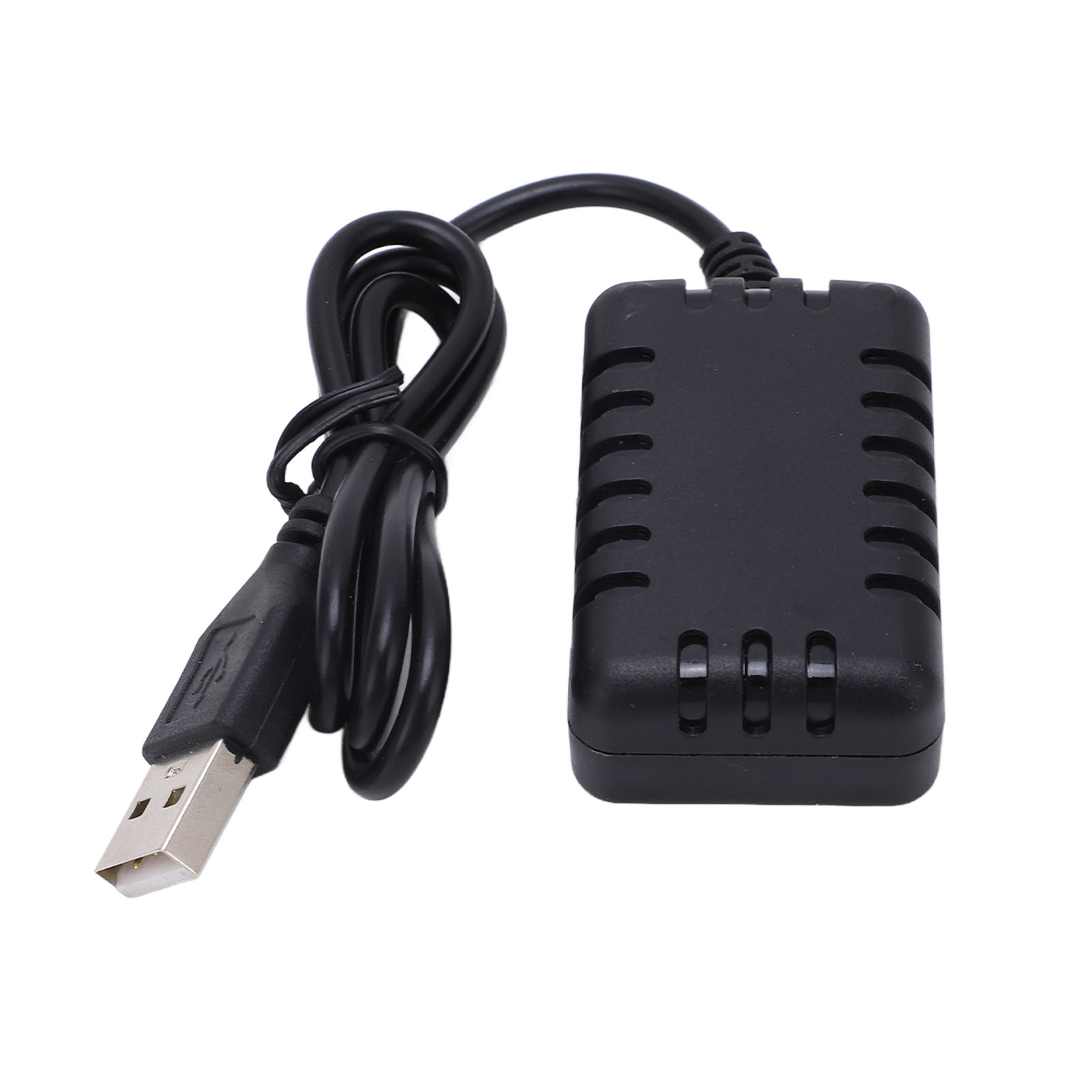 Ein schwarzes elektronisches Gerät mit einem USB-Kabel und Schlitzlüftungen auf einem weißen Hintergrund.
