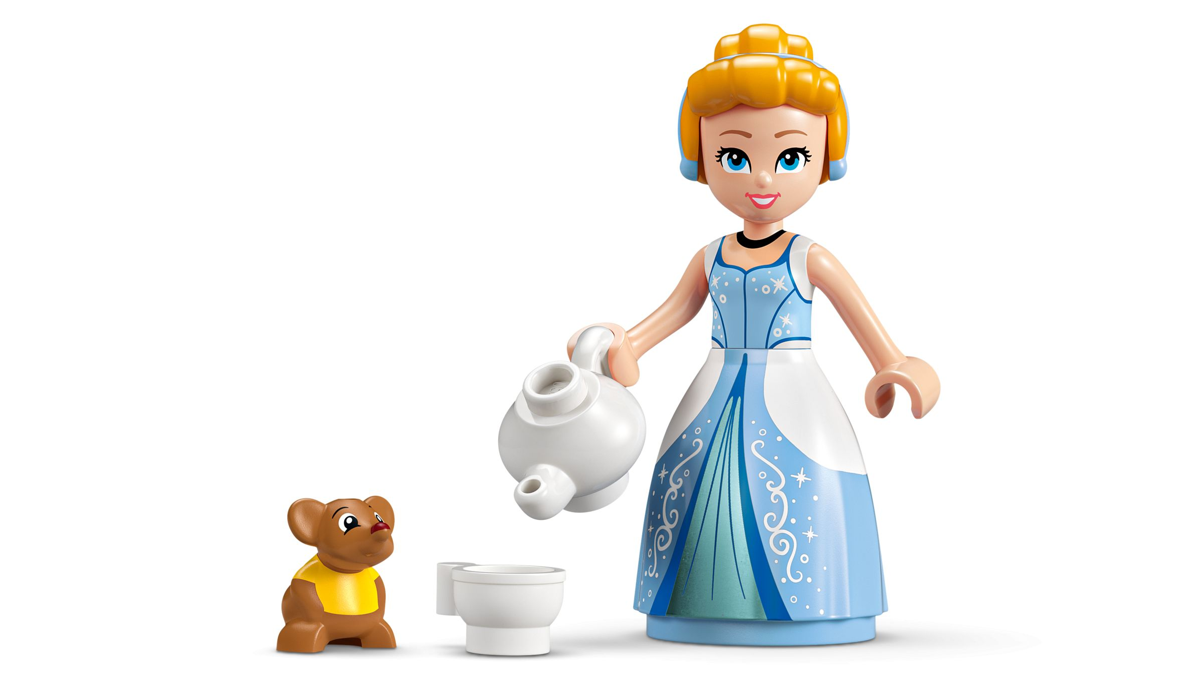 Lego-Figur von Cinderella gießt Tee ein, während eine kleine braune Maus in gelbem Hemd zusieht.