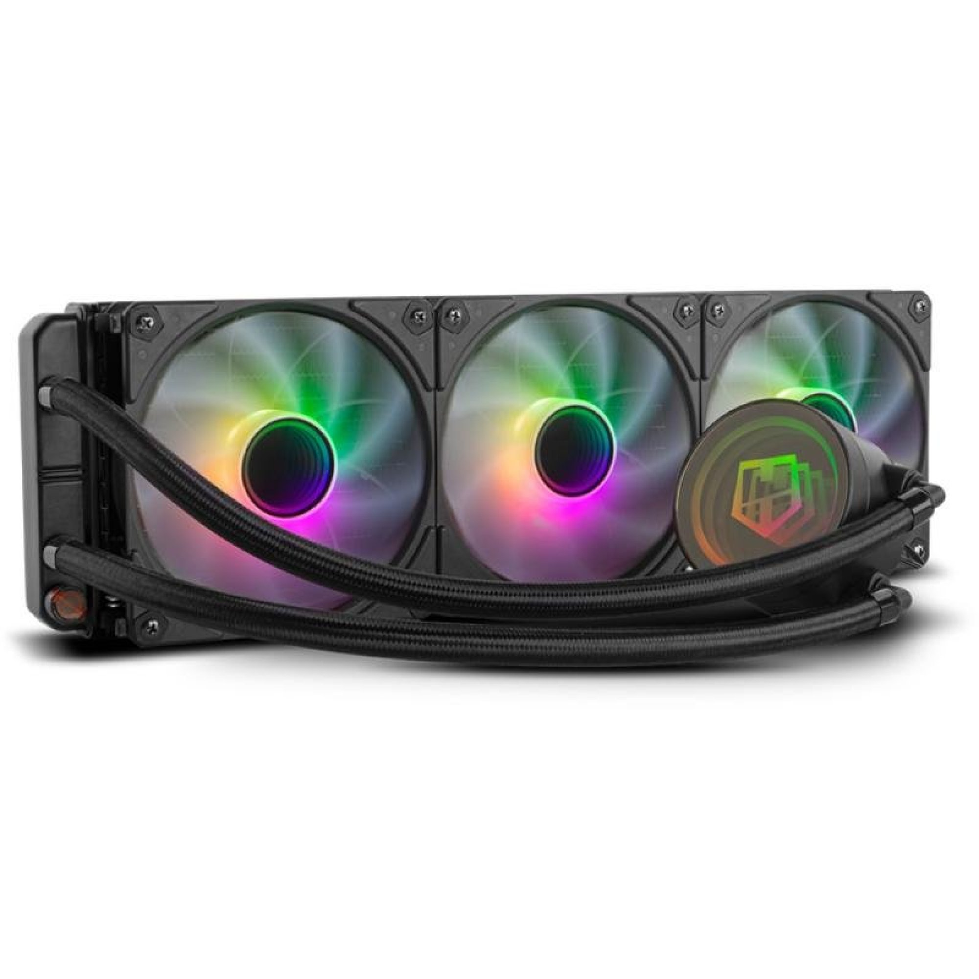 Un dissipatore a liquido AIO nero con tre ventole RGB e tubi, su sfondo bianco.
