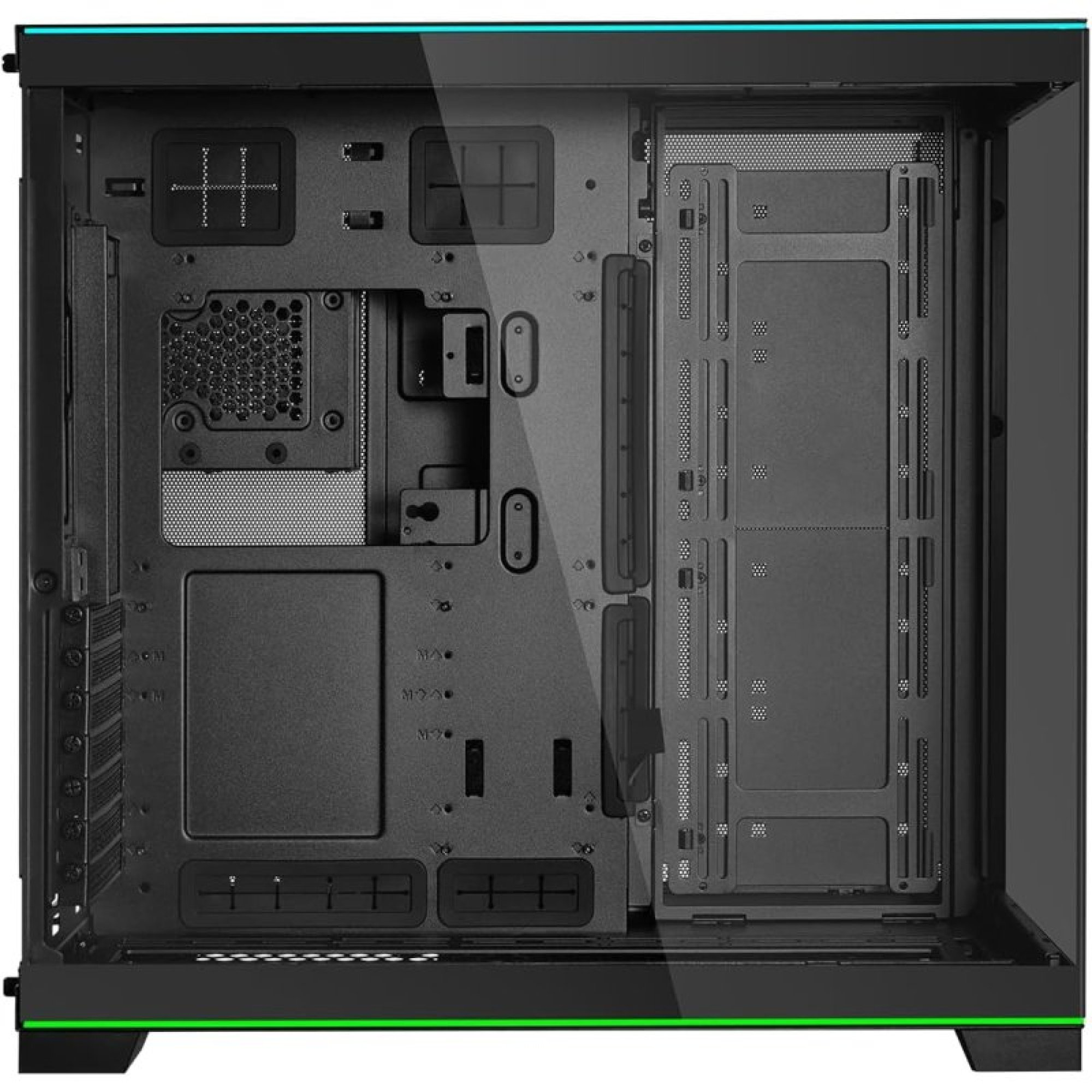 Interno di un case per PC nero vuoto con telaio metallico e fori per cavi.
