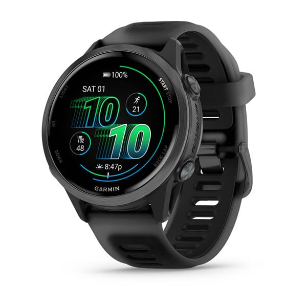 Eine schwarze Garmin-Sportuhr mit einem hellen Display, das die Uhrzeit 10:10 Uhr und Fitnessdaten anzeigt.
