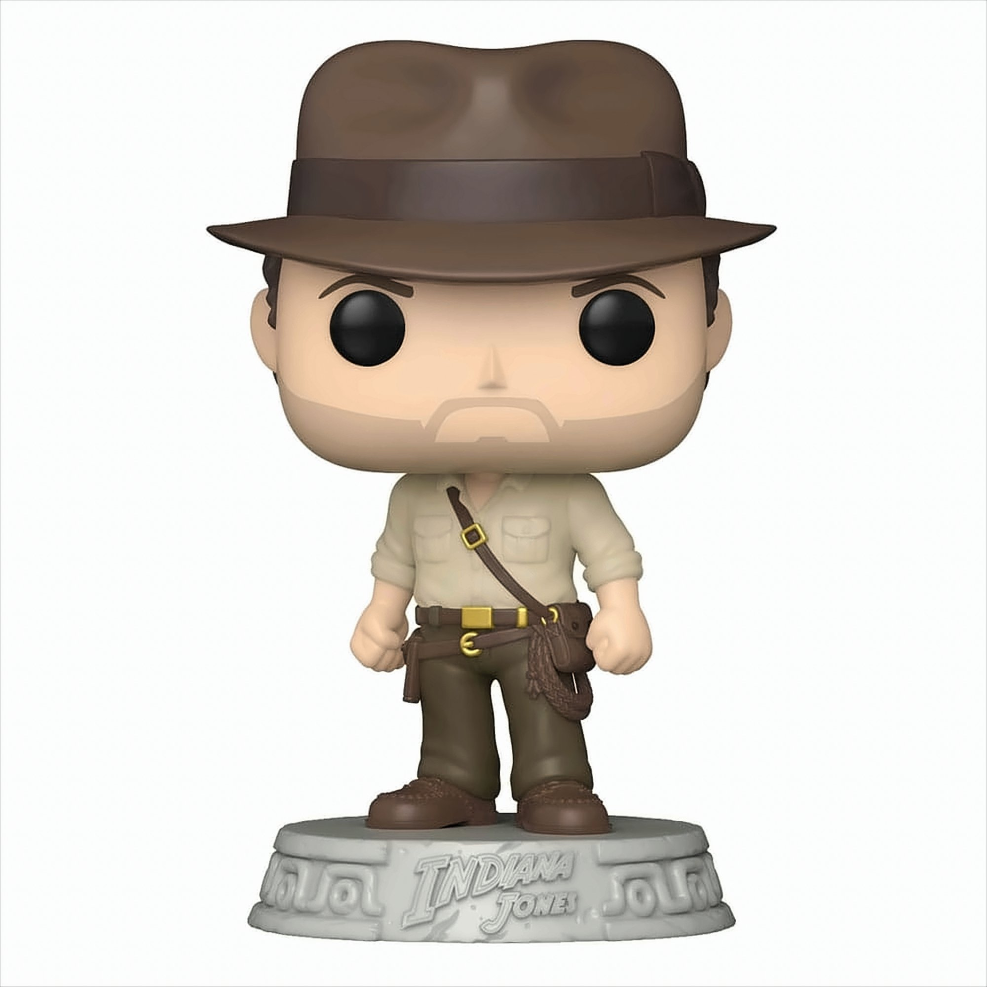 Figure Funko Pop di Indiana Jones con cappello, borsa e frusta su base grigia.