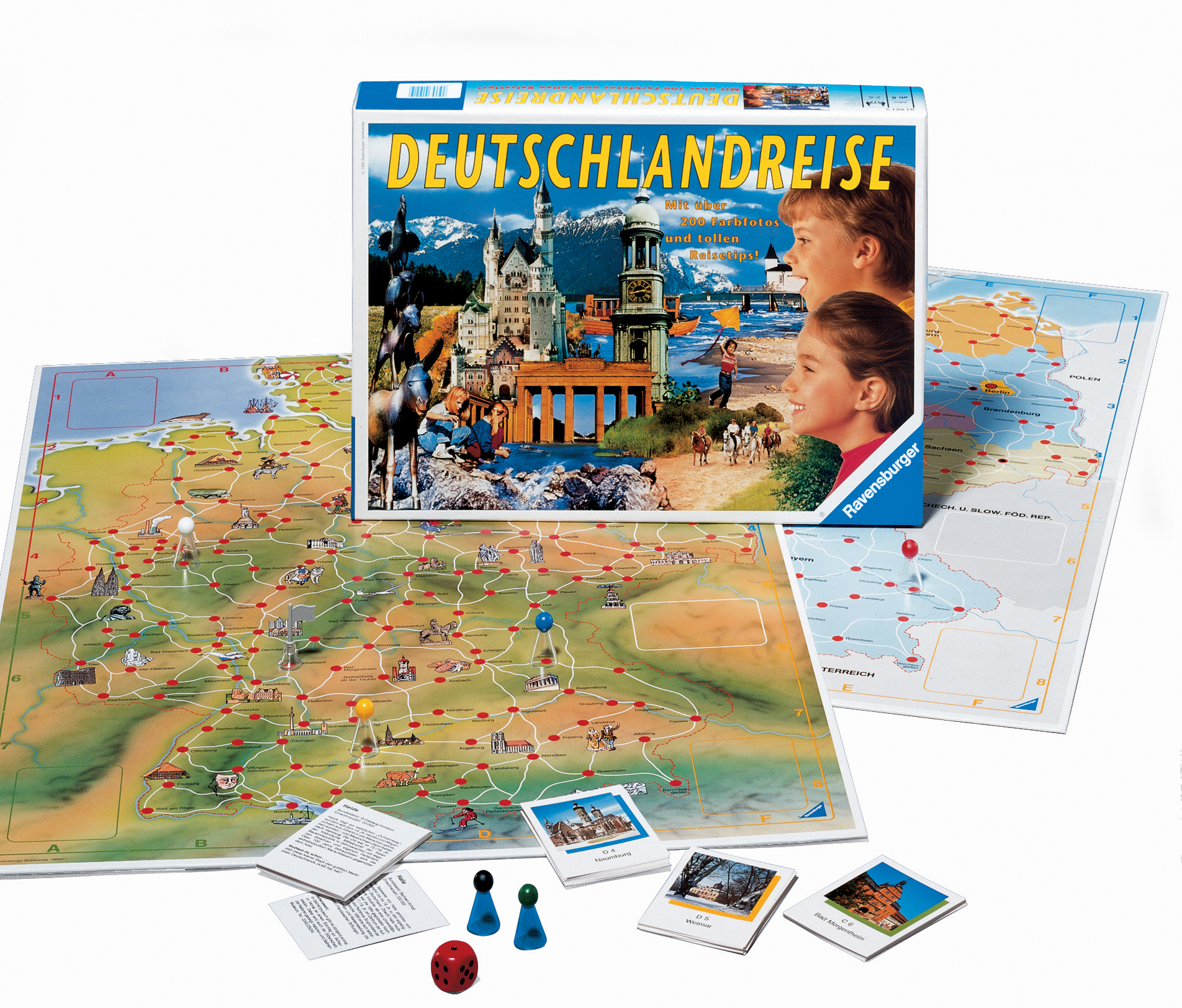 Ein Ravensburger Deutschlandreise Brettspiel mit Spielplan, Box, Karten, Figuren und Würfel auf weißem Hintergrund.