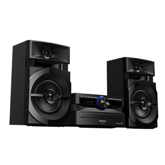 Un sistema audio domestico nero con un'unità ricevente centrale e due grandi altoparlanti stereo su sfondo bianco.