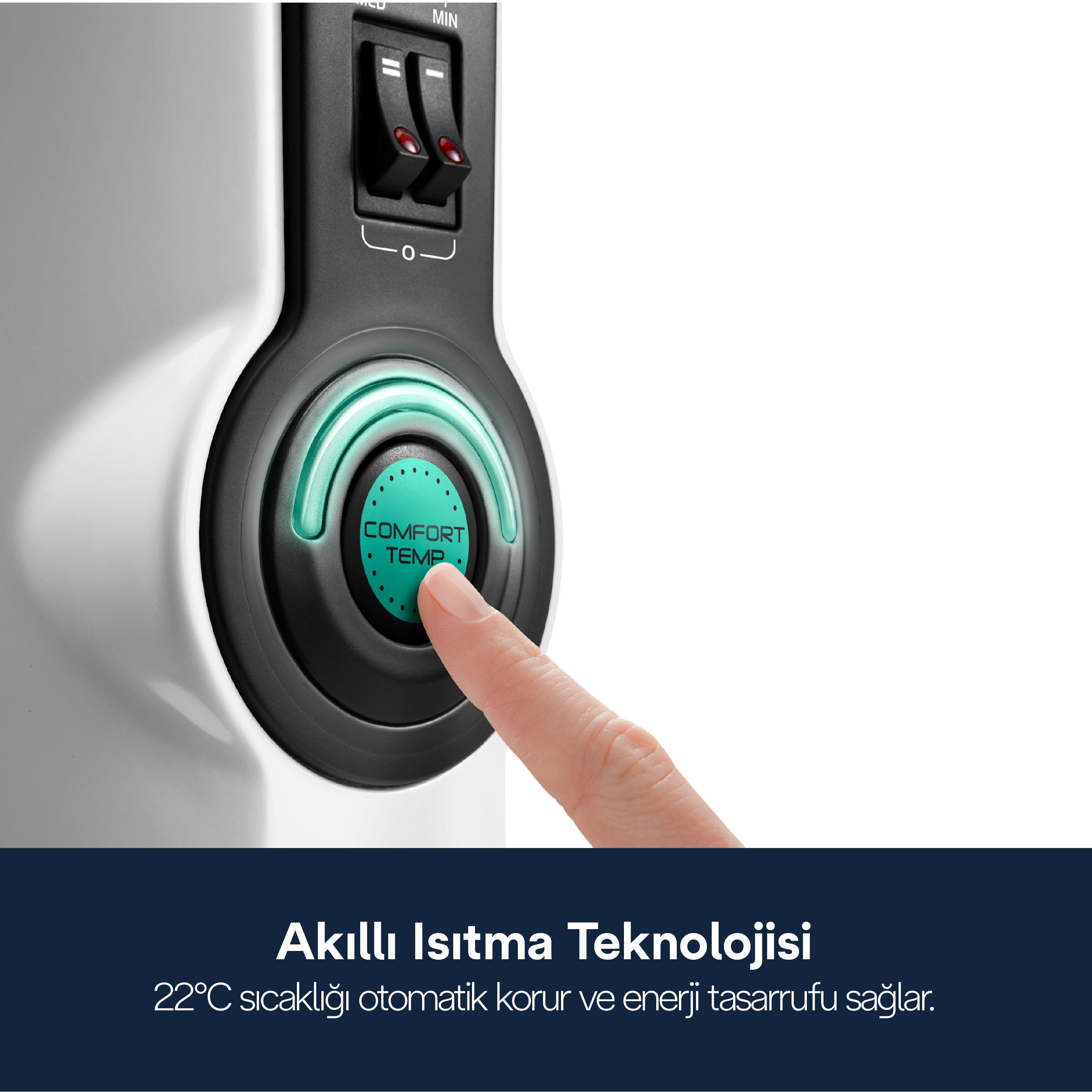Bir parmak, beyaz bir ısıtıcıdaki yeşil yanan Comfort Temp düğmesine basıyor.