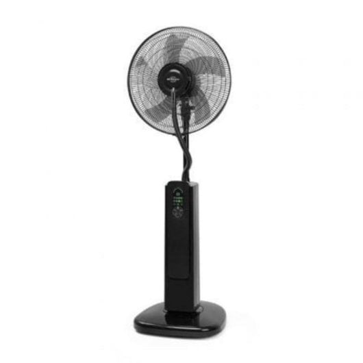 Un ventilador de pie negro con un soporte largo y una base redonda sobre fondo blanco.