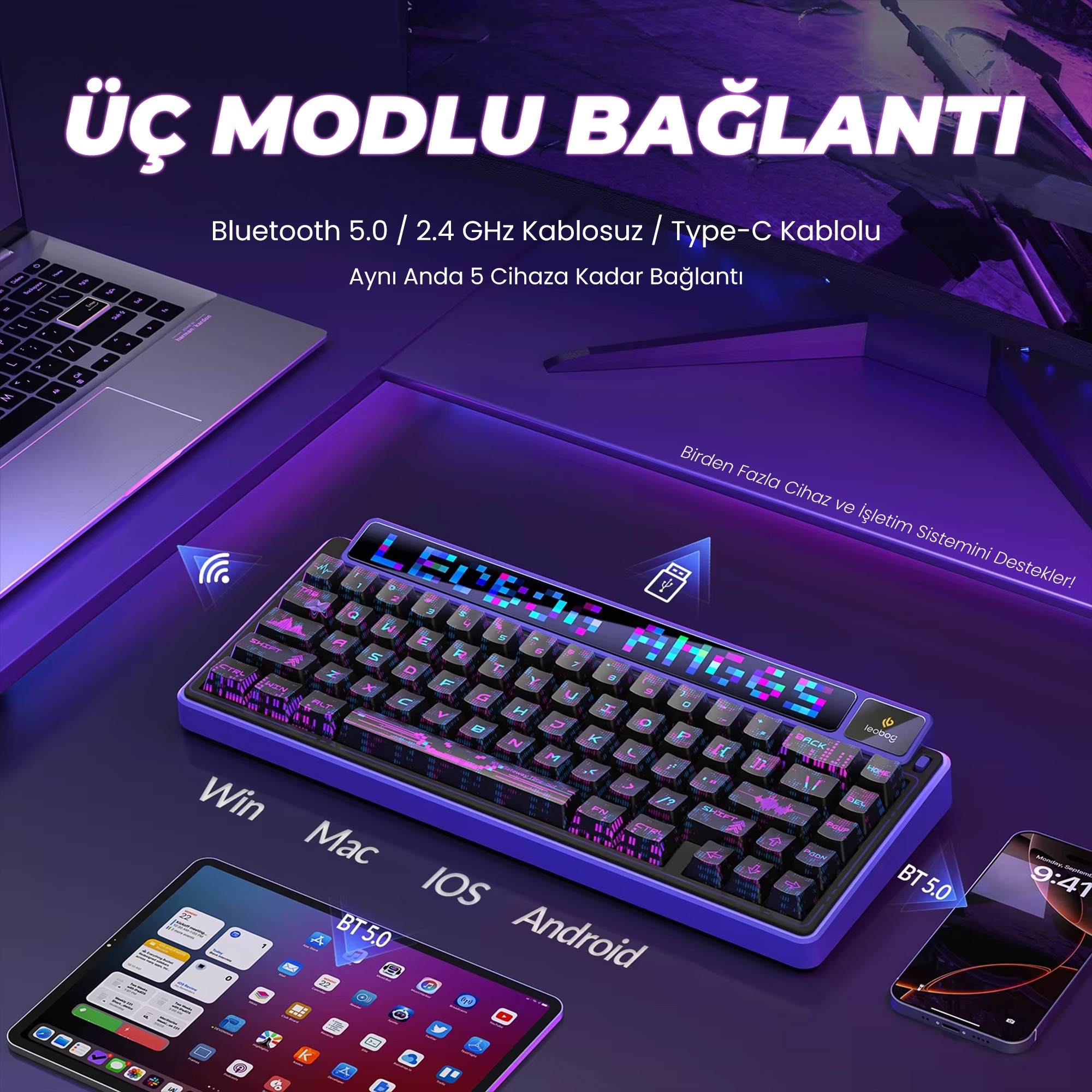 Mor aydınlatmalı oyuncu klavyesi, tablet, akıllı telefon ve dizüstü bilgisayar, üzerinde yazılarla birlikte.