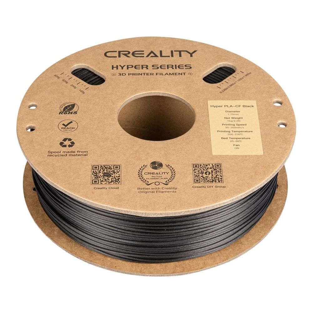 Una bobina di filamento nero per stampante 3D Creality Hyper Series PLA-CF su rocchetto di cartone.