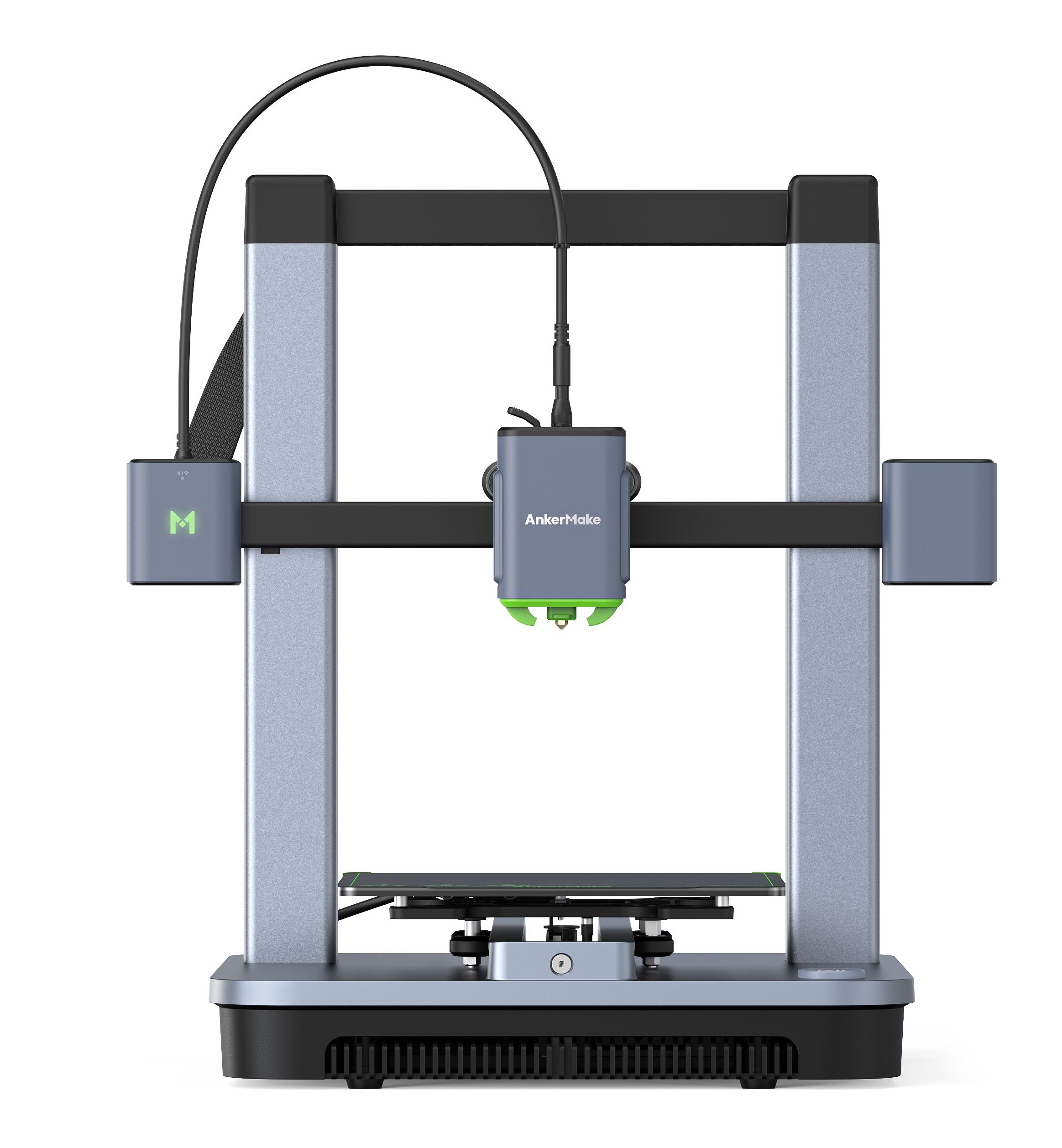 Moderna stampante 3D grigia e nera con logo verde su sfondo bianco.