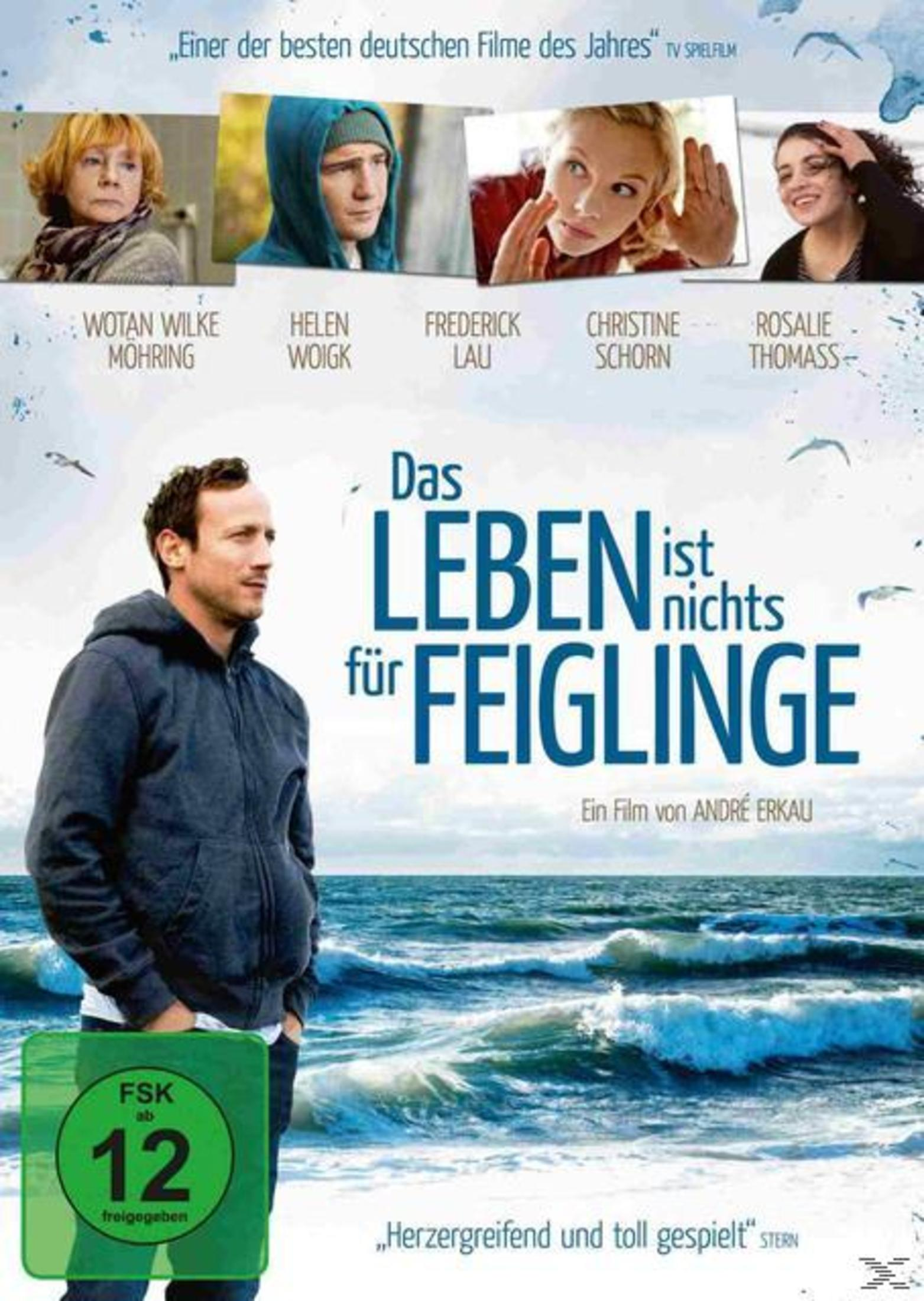 Filmposter von Das Leben ist nichts für Feiglinge mit Schauspieler am Strand und vier Porträts.