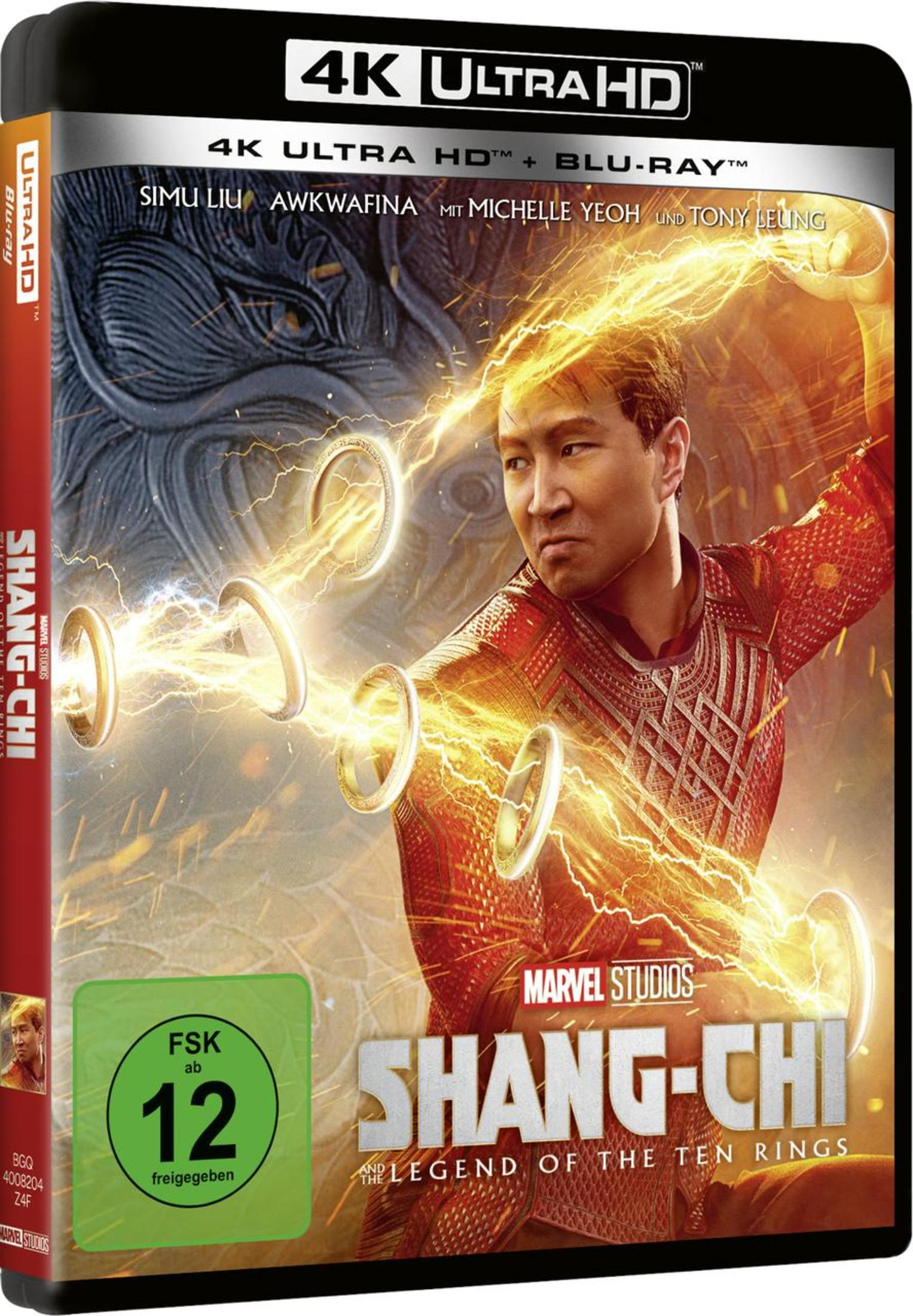 Blu-ray-Cover von Shang-Chi und die Legende der Zehn Ringe mit Simu Liu in rotem Gewand.