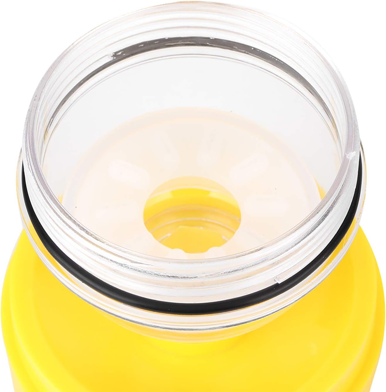 Blick von oben in eine offene gelbe Plastikflasche mit Gewinde und Dichtungsring.