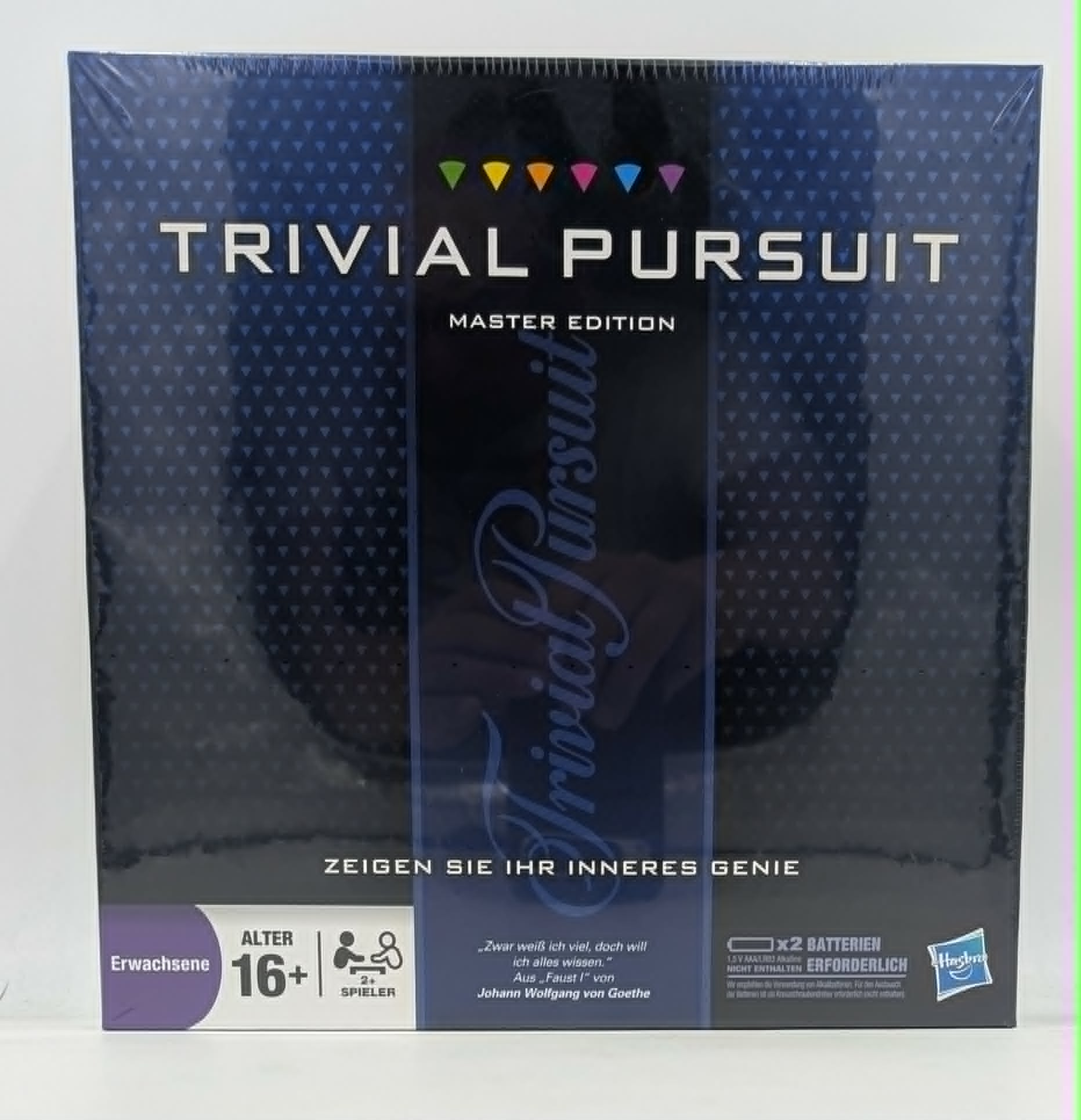 Verpacktes Trivial Pursuit Master Edition Brettspiel auf weißem Hintergrund.