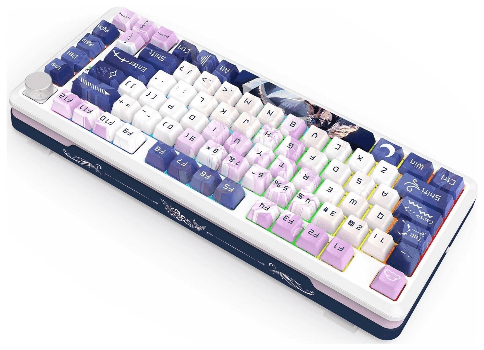 Una tastiera meccanica in blu, bianco e viola con tasti personalizzati e design anime.